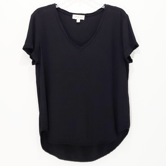 Anthropologie Tops - Anthropologie Top Cloth & Stone Black V-Neck Small